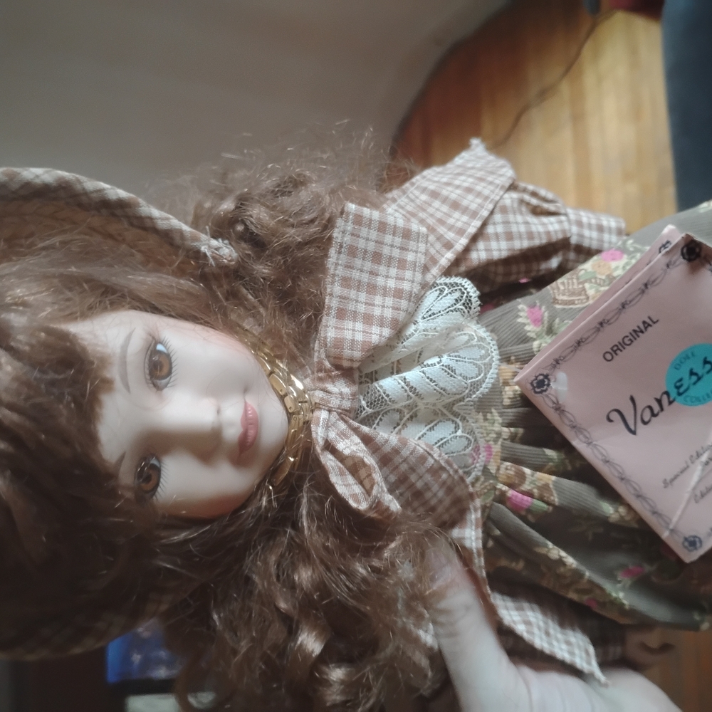Vanessa Original Limited Edition Brinns Porcelain Doll